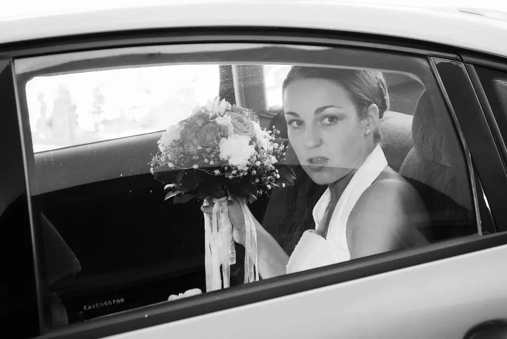 nevesta v aute